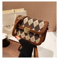 TÚI ĐEO CHÉO NỮ 3 NGĂN KHÓA GẬP VÂN CARO MỚI THỜI TRANG 618