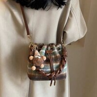 túi đi làm juno túi xách nữ Túi thời trang thời thượng nữ 2024 mới chất lượng cao túi đeo chéo vai kẻ sọc túi xô di động dung tích lớn