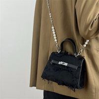 Túi HM nữ đen kèm dây ngọc đeo chéo