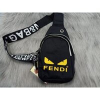 Túi nam đeo chéo trước ngực