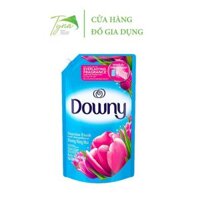 Túi nước xả vải Downy 1,5 lít - Hương Nắng Mai