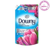 Túi nước xả vải Downy chống khuẩn hương Nắng Mai 1.5L