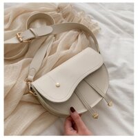 Túi Xách Đeo Chéo Yên Ngựa Dây Da Khoá Nam Châm Mới - CN5