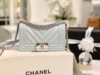 Túi Xách Hàng Hiệu Chanel Boy Vân Chữ V Siêu Cấp 20cm
