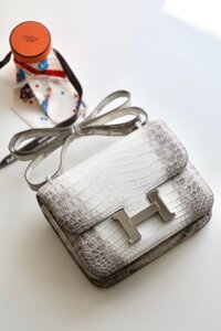 Túi Xách Hermes Constance Himalaya Rep 11 Da Cá Sấu Khâu Tay 19cm