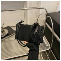 túi xách nữ cao cấp ELLY, dành cho những cô gái nhẹ nhàng cũng ko kém phần cá tính