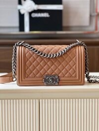 Túi Xách Nữ Chanel Boy Medium Rep 11 Cao Cấp Màu Nâu 25cm
