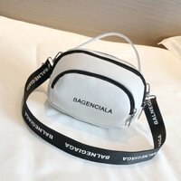 Túi Xách Nữ Nhỏ Đeo Vai Phong Cách Hàn Quốc – màu đen và trắng