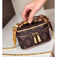 Túi xách nữ vuông  xinh xắn
