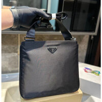 Túi xách thời trang prada Túi Nylon chất lượng cao Dung tích nhiều lớp Túi xách nam công sở thông thường