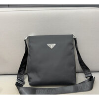 Túi xách thời trang prada Túi đeo vai rộng Nylon chất lượng cao Túi đeo vai nam thể thao thông thường