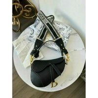 Túi Yên Ngựa Đen Kèm Dây Đeo Chéo Size 20cm Fullbox