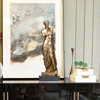 Tượng cô gái Vệ Nữ Venus de Milo đậm chất nghệ thuật trang hoàng phòng khách nhà phố, chung cư