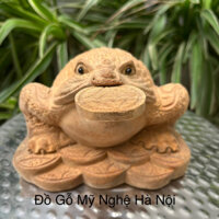 Tượng con cóc ngậm vàng hút tài lộc gỗ xá xị