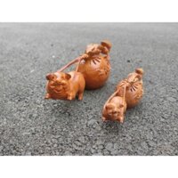 Tượng con heo con lợn gỗ hương 20cm .Xưởng Đồ Gỗ Trọng Thành
.