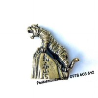 Tượng Đồng Con Cọp Hổ Gầm Chúa Sơn Lâm; đúc bằng đồng nguyên khối, chạm khắc rõ ràng, cầm rất chắc tay- SP005505