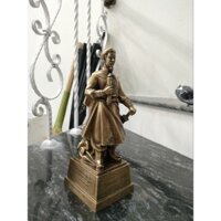 tượng Đức thánh Trần Hưng Đạo cao 30cm, đồng vàng đúc khuôn vỏ mỏng, hun nâu, mẫu tượng Trần Hưng Đạo cỡ nhỏ