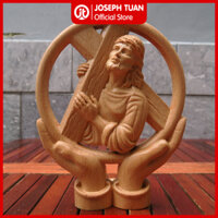 Tượng gỗ Chúa Giêsu vác cây Thánh Giá để bàn (Christ Carrying the Cross)