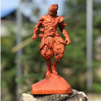 Tượng gỗ mỹ hầu vương, tề thiên đại thánh, mỹ hầu vương , tôn ngộ không cao 20cm làm từ gỗ hương ,bách xanh để bàn