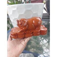 Tượng heo bằng gỗ hương
