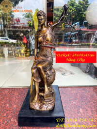Tượng Nữ Thần Công Lý Ngồi Địa Cầu Bằng Đồng Đế Đá Cao 45cm