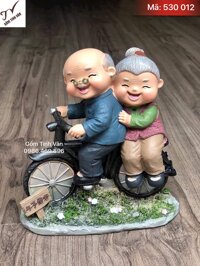 Tượng ông bà đi xe đạp, mã 530012, hóng gió, an hưởng tuổi già, bình yên, hạnh phúc trăm năm, gốm tinh vân