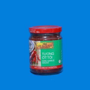 Tương ớt tỏi Lee Kum Kee hũ 226g