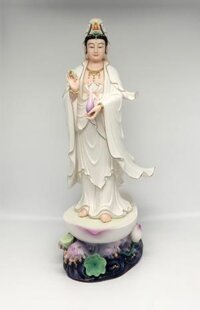 Tượng Quan Âm đứng bằng sứ lá sen nổi kích thước 68cm | Quà Tặng Phong Thủy Tượng Quan Âm