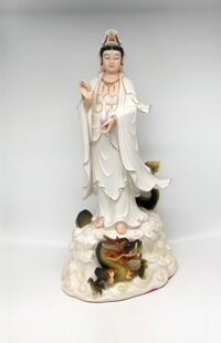 Tượng Quan Âm đứng bằng sứ cưỡi mây rồng nổi 48cm | Quà Tặng Phong Thủy Tượng Quan Âm