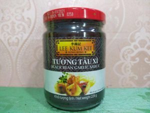 Tương tàu xì Lee Kum Kee hũ 226g