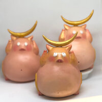 Tượng Trâu Vàng - Pig Moon