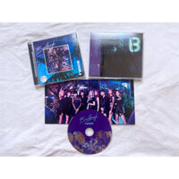 Twice album Nhật Breakthrough gồm cd kèm booklet như hình.