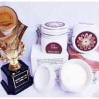 Ủ trắng body thảo mộc M'white