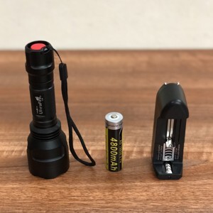 Đèn pin Ultrafire C8