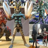 Ultraman Series Alien Baltan (Generation I Ver.) SHF Monster 15cm Baltan-seijin Universe Space Ninja First Antagonists ET Action Figure S.H.Figuarts Model Packed in Box Blazar Tokusatsu