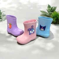 Ủng đi mưa cho bé nhiều màu chống nước chống chơn trượt ba màu hồng xanh tím , ủng lội nước cho bé cả nam và nữ