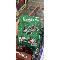 [US] Kẹo socola Kisses Noel Hershey’s Kisses Chocolate Santa Hay 330 viên hangg Mỹ
