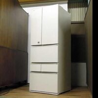 (Used 90%) Tủ lạnh Toshiba 6 cánh mặt gương 550 lít