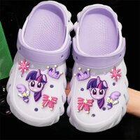 [Ưu đãi đặc biệt] Dép Sandal My Little Pony Bé Gái 2025 Phong Cách Mới Mùa Hè Trẻ Em Công Chúa Chống Trơn Trượt Mary Jane Giữa Lớn Trẻ Em Lỗ Giày Cuộc Sống Gia Đình Sinh Viên Nhân Viên Văn Phòng