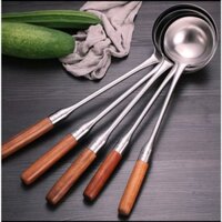 Vá xào inox kiểu đức cán gỗ cẩm lai - Vá thợ xào cán gỗ dùng trong nấu ăn