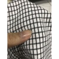 vải cotton sọc caro trắng đen dày vừa co dãn nhẹ mềm rũ _( khổ 1m5)may đầm váy quần vest, blazer