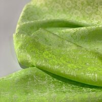 Vải Lụa Tơ Tằm may áo dài Việt Nam hoa cúc cốm, mềm mượt, nhẹ và thoáng mát