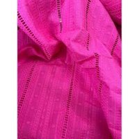 vải thô thêu sọc hồng sen