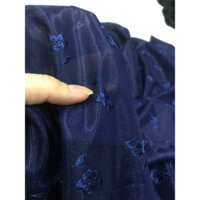 vải voan lưới thêu màu xanh đen(khổ1m15) dày dặn cao cấp đẹp (may đầm váy,áo kiểu,phối kiểu...thiết kế thời trang)
