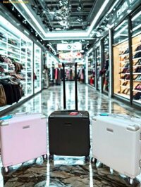 Vali kéo vỏ cứng FILA Hard-Shell Spinner 4 bánh Size 22 Xách Tay Cabin Màu Tím / Đen / Trắng