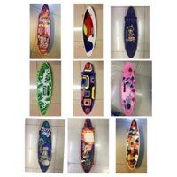 ván trượt nhựa cầm tay cho trẻ em và người lớn ( có đèn led ở bánh và chịu lực nặng 70kg)