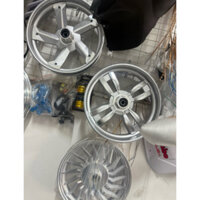 Vành trước xe máy điện Vespa - Vành 10 phanh đĩa . cỡ lốp 3.50-10 , 100/90-10