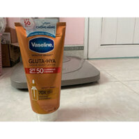 Vaseline chống nắng( pass lại) tặng thêm 2 vaseline dưỡng sáng