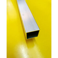 Vatlieu3s Nhôm Hộp 25 x 25 x dầy 1.2 mm / Dài 1 m + 1 m 50 + 2 / NHÔM CHẤT - BỀ MẶT NHÔM MỘC .