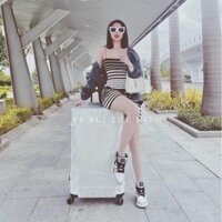 Váy 2 dây kẻ ngang đen trắng